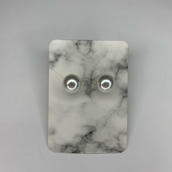 Pearl earrings - Picture 1 of 4